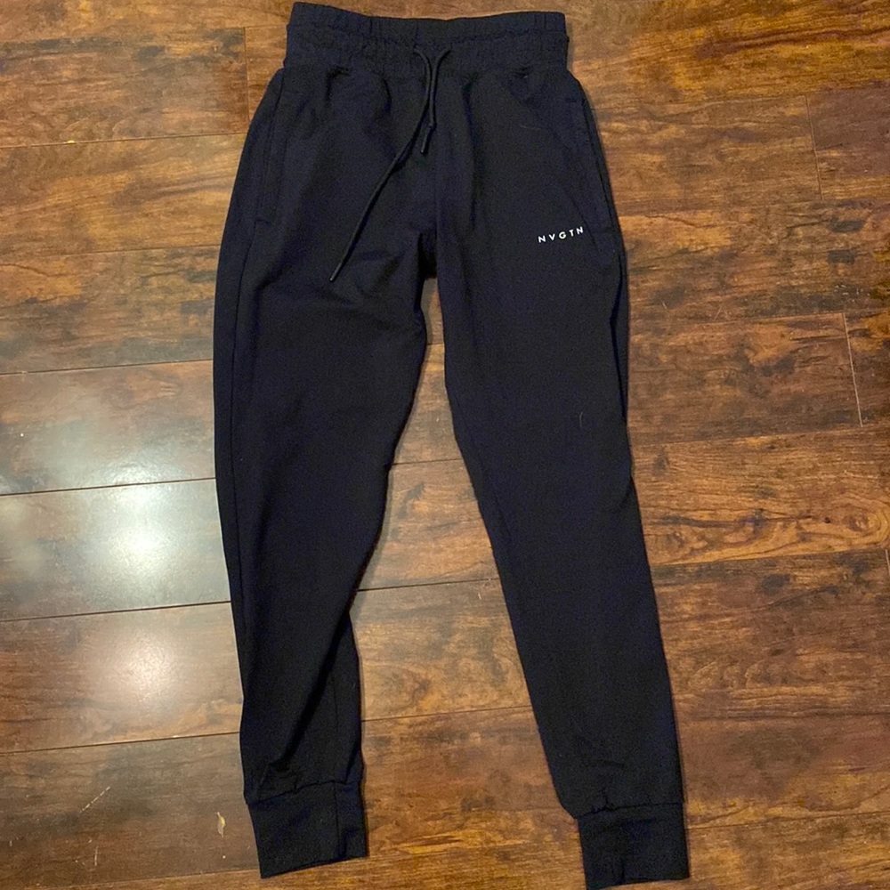 NVGTN jet black joggers